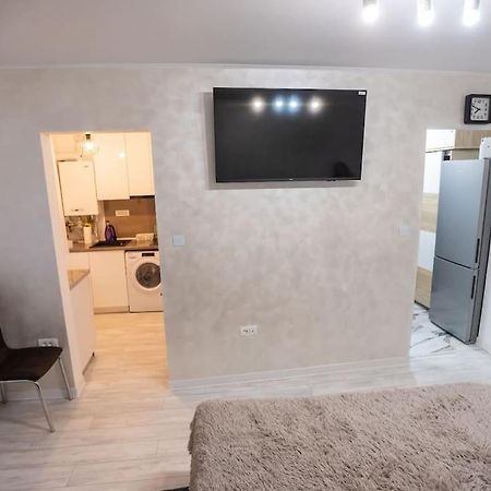 Garsoniera Central II Târgu Jiu Εξωτερικό φωτογραφία