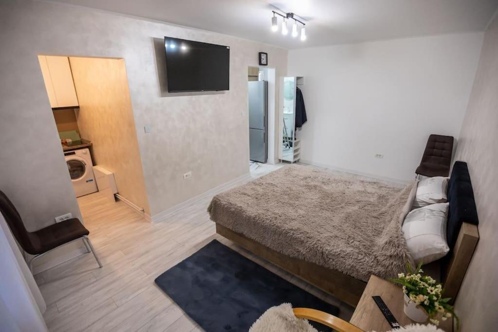 Garsoniera Central II Târgu Jiu Εξωτερικό φωτογραφία